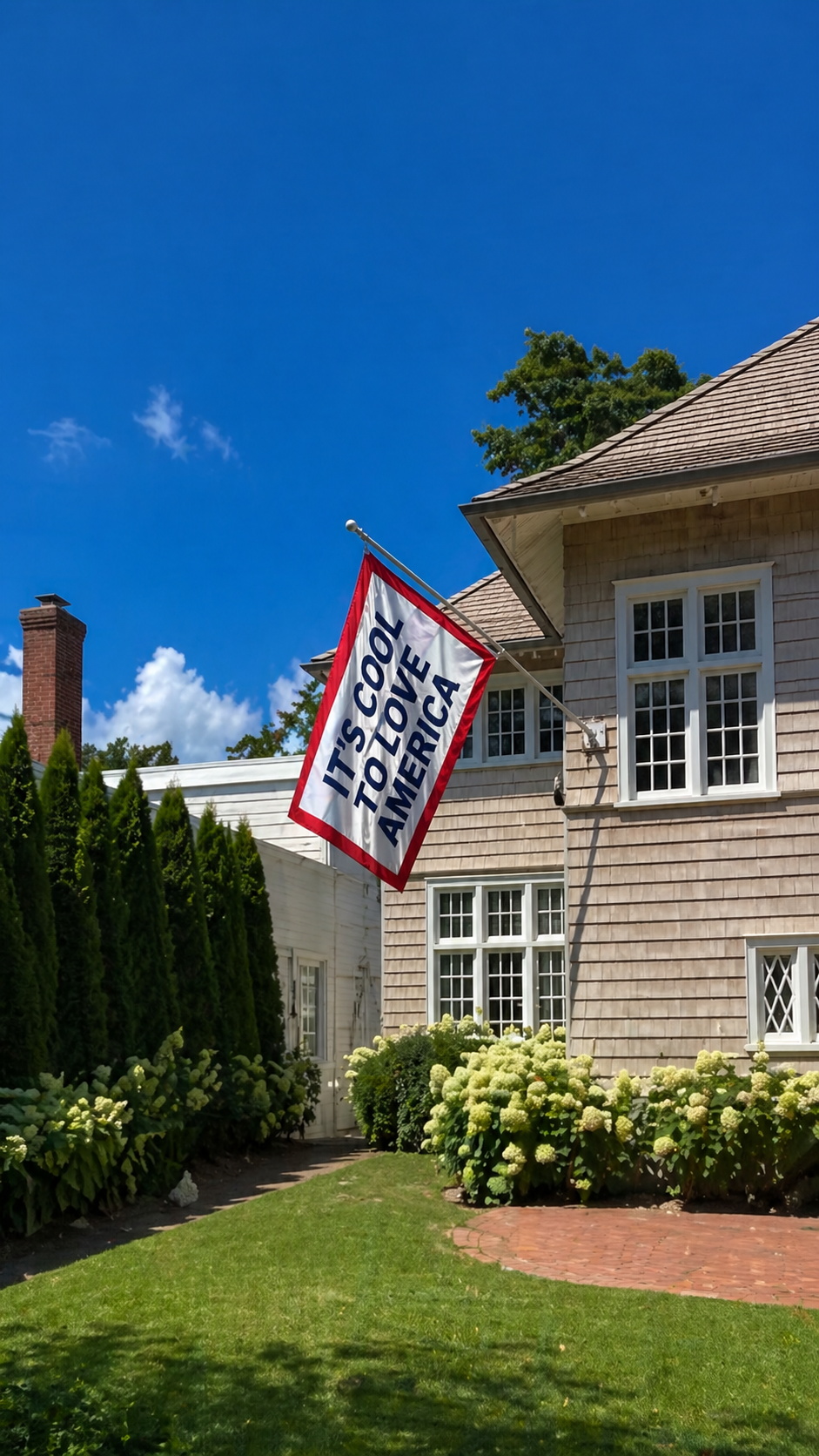 IT'S COOL TO LOVE AMERICA FLAG